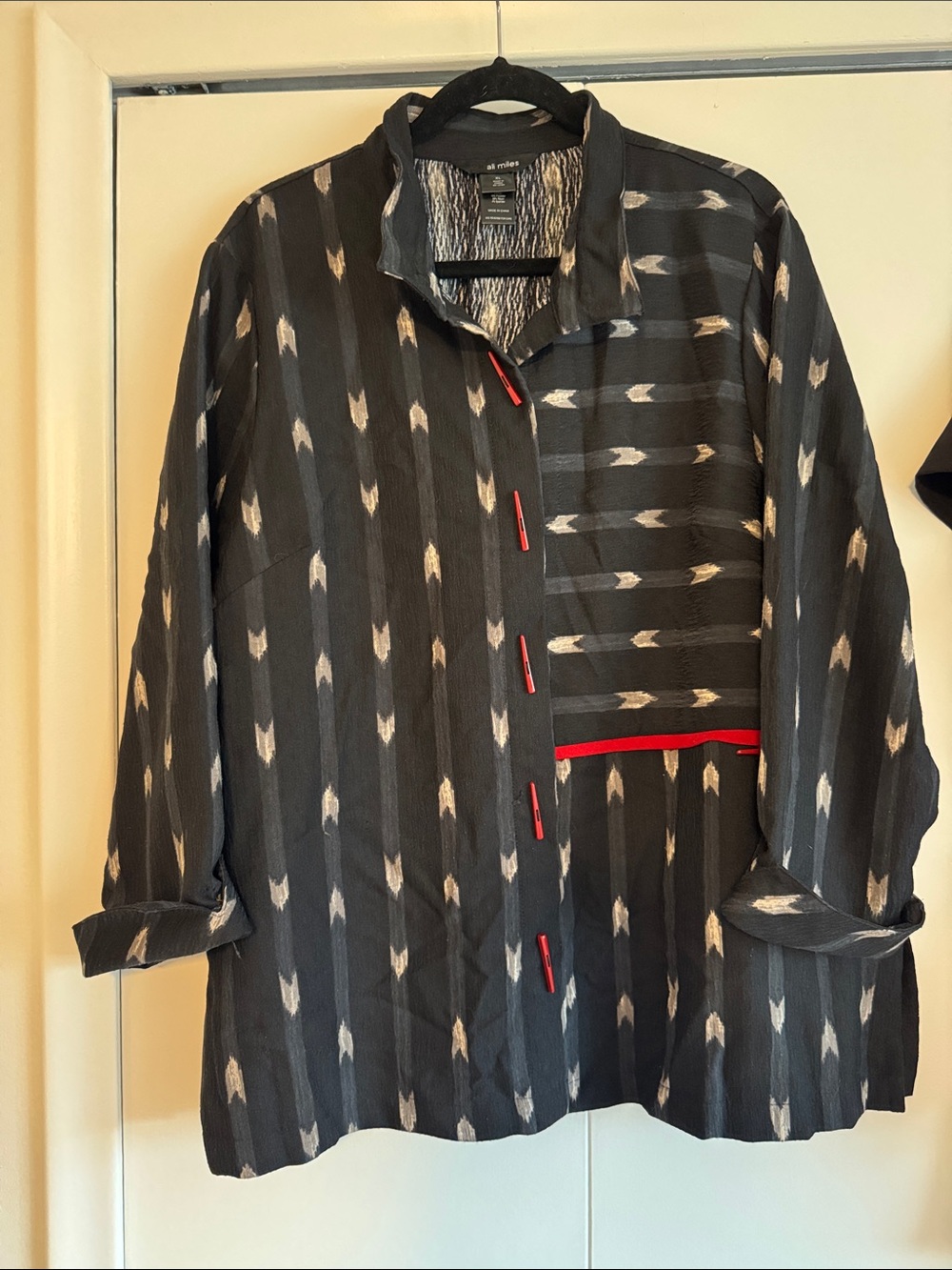 Black Patterned Long-Sleeve Shirt with Red Trim